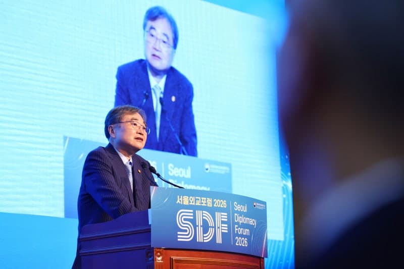조현 외교장관 "북미 대화 재개와 한반도 완전한 비핵화 위해 노력"