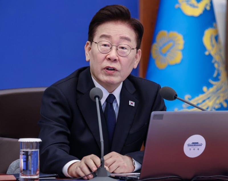 이재명 대통령, 양대 노총과 차담…메가프로젝트 협력 및 정년연장 논의