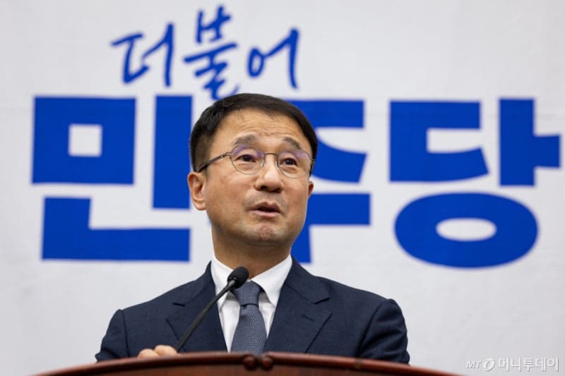 한병도 "정기국회 민생법안 처리 총력…국민의힘은 책임 포기한 극우정당"