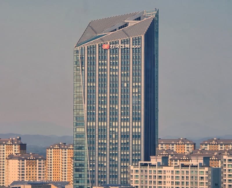 한국전력, 삼성·SK하이닉스에 25조 원 전기요금 선납 제안