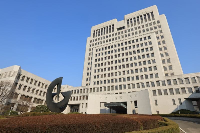 생후 2개월 미숙아 아들 학대해 숨지게 한 친부 징역 10년 확정