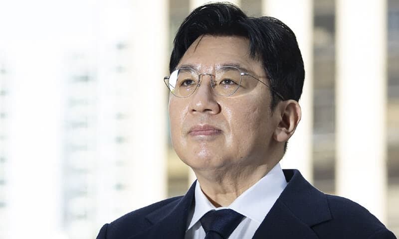 방시혁 하이브 의장, 2631억 부당이득 혐의 검찰 송치