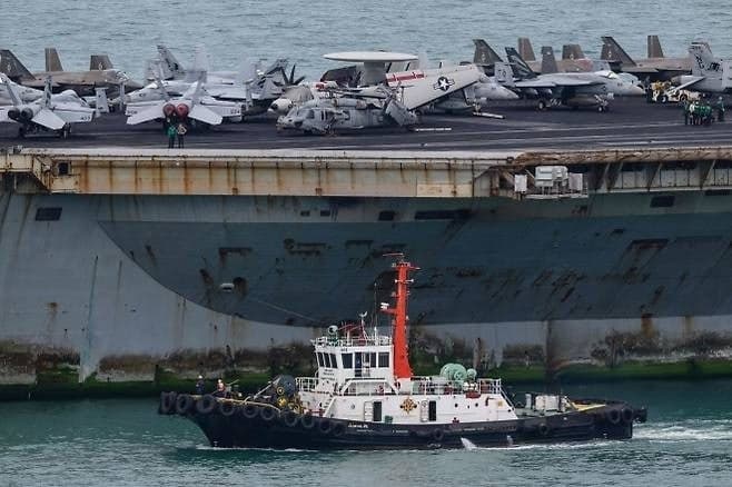 바레인 기지 파괴된 미 해군, 3500km 밖서 '보급 악몽' 시달린다