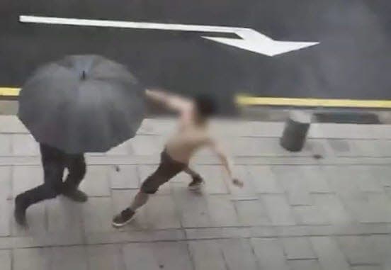 가족 흉기 위협하고 경찰까지 폭행한 60대·20대 남성 잇따라 구속
