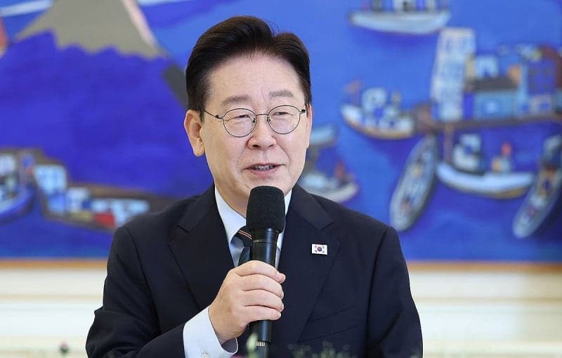 이재명 대통령, 시민사회와 1년 9개월 만의 만남…사회 대개혁 강조