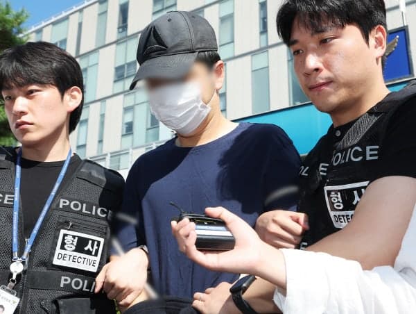 자녀 앞 아내 살해한 30대 공무원, 신상정보 공개 안 한다