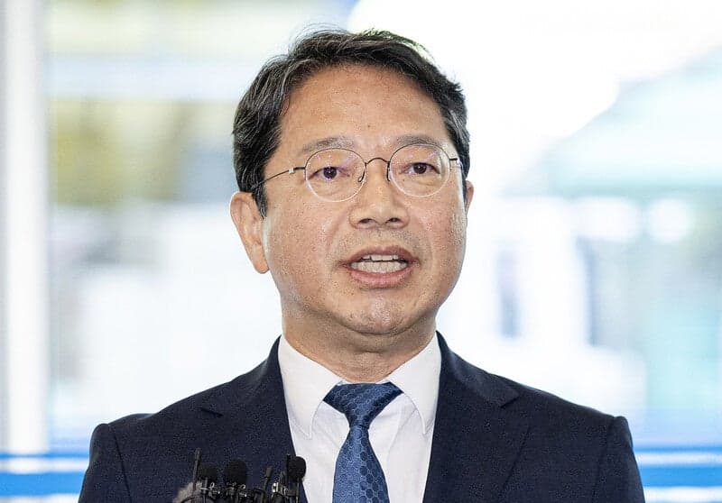 김승원 법무부 장관 후보자, '코로나19 신약 로비' 의혹으로 경찰 고발