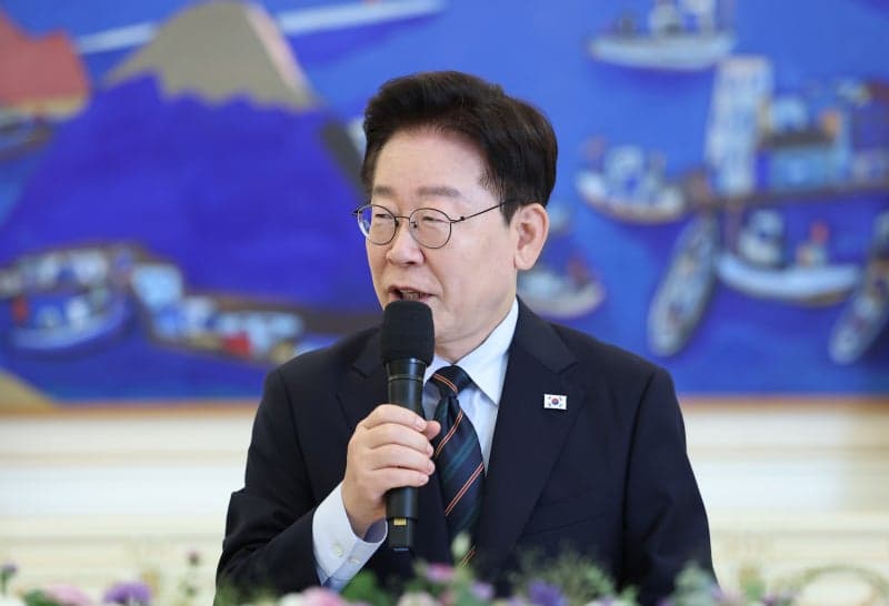 이재명 대통령, '수출 역대 최대' 성과 직접 SNS에 공유