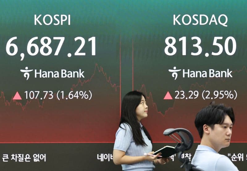 상장폐지 기준 강화에 소액주주 312만 명·보유액 8조 원 영향권