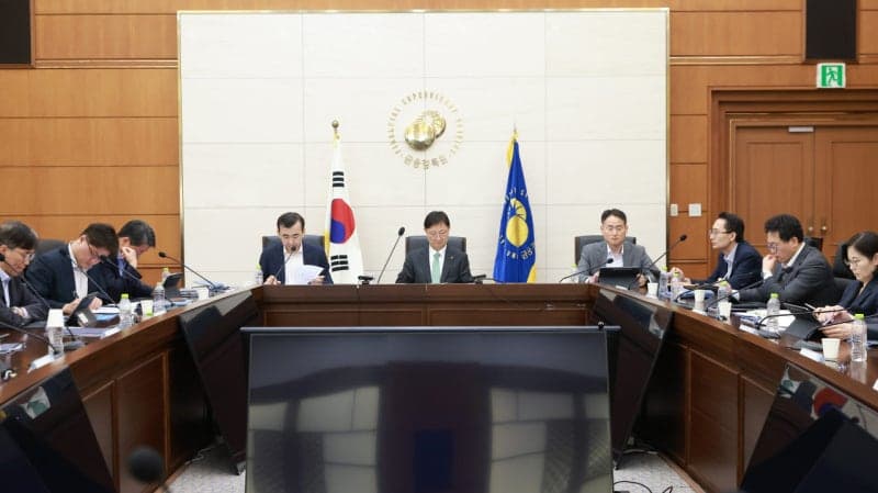 금융감독원, 대출 중단 사전 안내 의무화 및 펀드·보험 불완전판매 점검 강화