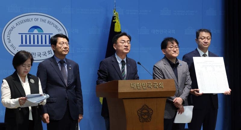 조국혁신당 '공소청 검사 정원 3분의 1 감축해야'…정부 직제안은 꼼수