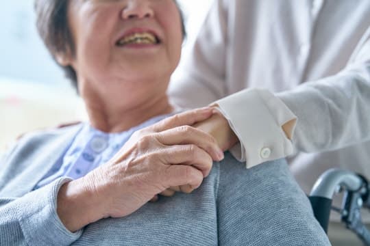2040년 노인 10명 중 1명 치매…고령화로 치매 진료비 부담 가파른 증가