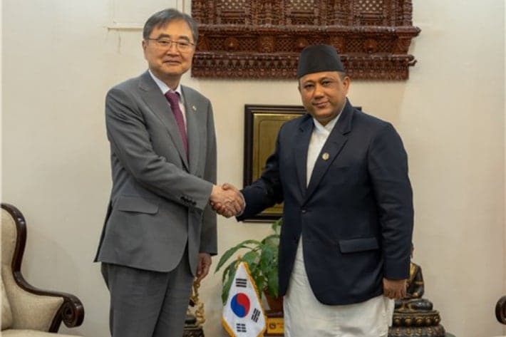 네팔 홍수 현장 터널서 중국인 극적 구조…실종 한국인 9명 수색 총력