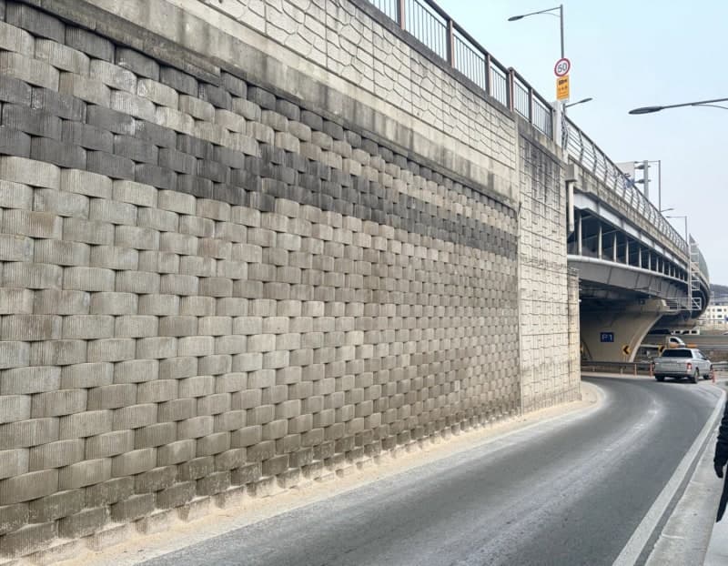 광명시, 'D등급' 충훈대교 접속도로 옹벽 전면 재가설…내년 12월 준공
