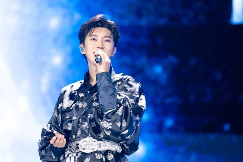 임영웅, 데뷔 10주년 콘서트 성료…누적 관객 100만 명 대기록 달성