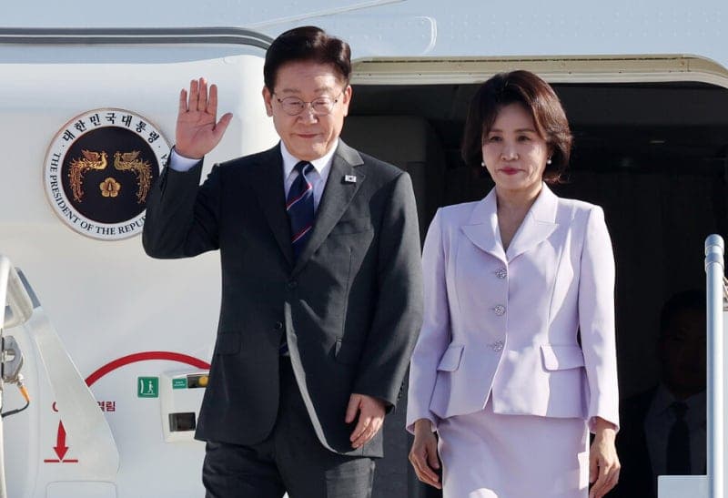 이재명 대통령 지지율 8주 연속 하락, 37.4% 최저치