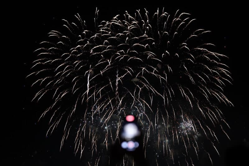 전자발찌 찬 50대, 여의도 불꽃축제서 10대 불법 촬영 혐의로 검거