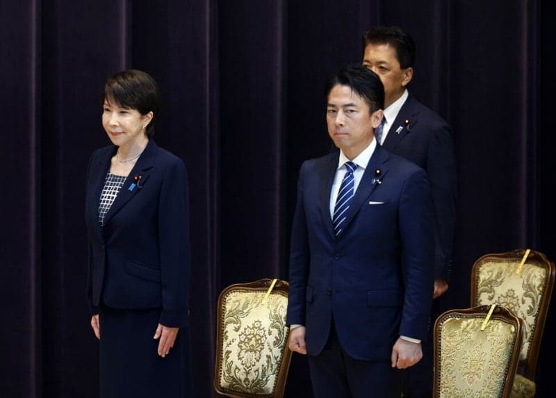 다카이치 일본 총리, 첫 개각서 핵심 각료 4인방 유임…내년 재선 포석