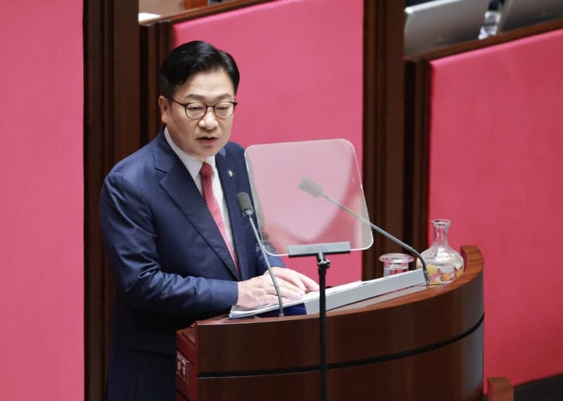 "이번 정부서 개헌 없다"…정점식, 5개 재판 재개 요구하며 전방위 맹공