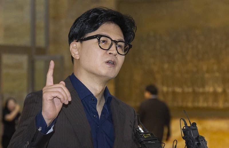 한동훈, 최재성 겨냥 '정권 좌지우지' 녹취 공개…최재성 '삼류 영화에 끌어들여'