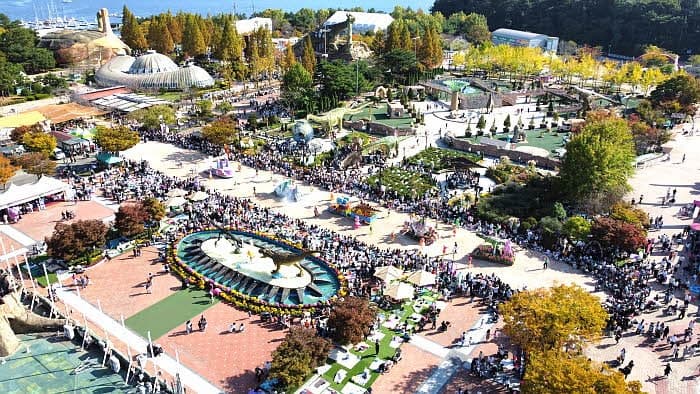 20주년 맞은 고성공룡엑스포, "보는 축제에서 뛰노는 체험형 축제로" 변모