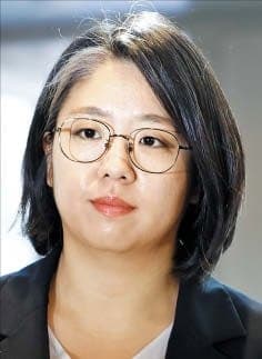 용혜인 장관 후보자, '겸직 특권' 논란에 與도 부적격 의견 전달