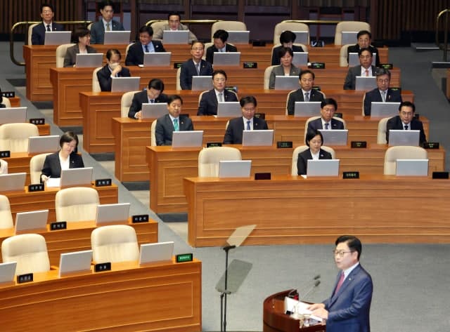 정점식 국민의힘 원내대표 “개헌은 대통령의 ‘자기 죄 지우기’…이번 정부서 절대 없다”