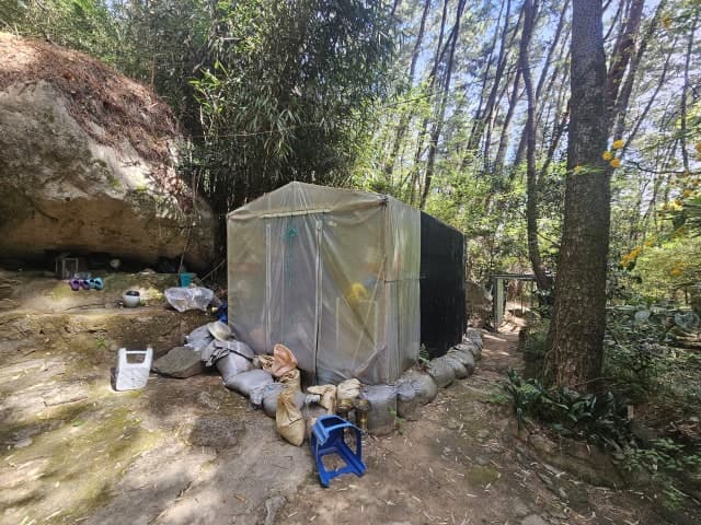 부산 금정구, 금정산국립공원 내 불법 시설물 강제 철거 착수
