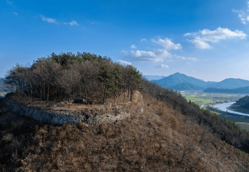 해남 고다산성서 ‘왕’명 청동인장 등 유물 100여 점 출토···통일신라 행정 거점 확인