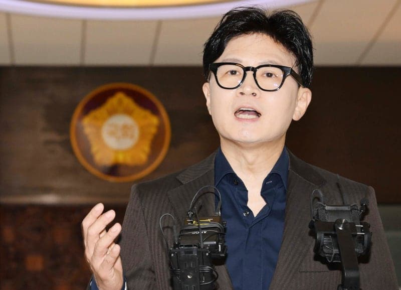 김승원 저격수로 존재감 키운 한동훈, 민주당은 전담팀 꾸려 맞대응