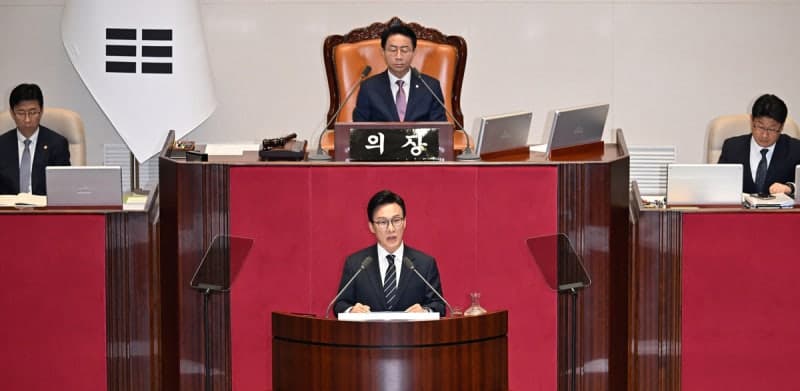 김민석 "현실 가능한 개헌 추진"… 정치개혁·메가특구법 속도낸다