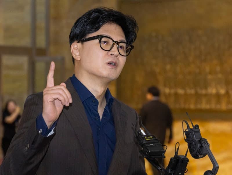 범여권 "한동훈, 수사자료 조작·짜깁기로 왜곡…국민 속인 대가 치러야"