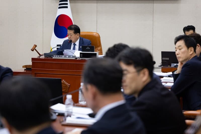 정부 호르무즈 파병 검토에 여당 내 반대 확산…'이라크전보다 명분 없다'