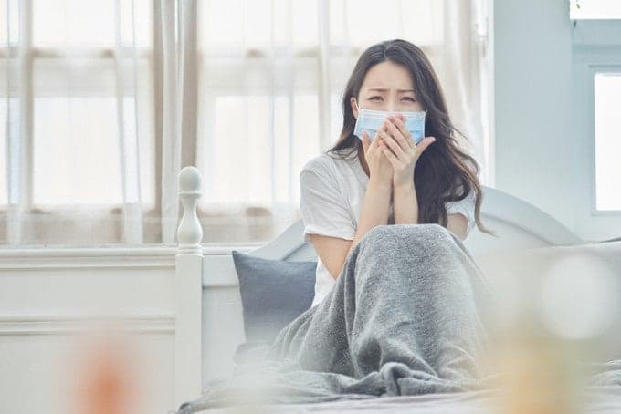 8월부터 시작된 독감·코로나19 동시 유행… '트윈데믹' 겨울까지 가나