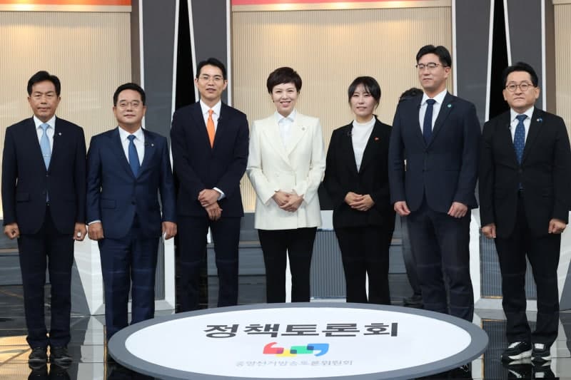 여야, 부동산 정책 정면충돌…공공 주도 공급 vs 민간 중심 고밀개발