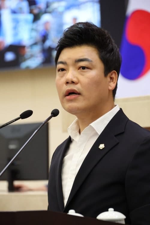 이진원 포항시의원, "지역 청년기업 공공계약 확대해 정착 도와야"