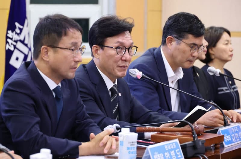 더불어민주당 지도부, 정기국회 대비 워크숍…12개 분야 입법 전략 점검
