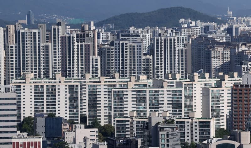 가계대출 규제 여파에 전국 아파트 입주율·전망지수 동반 하락