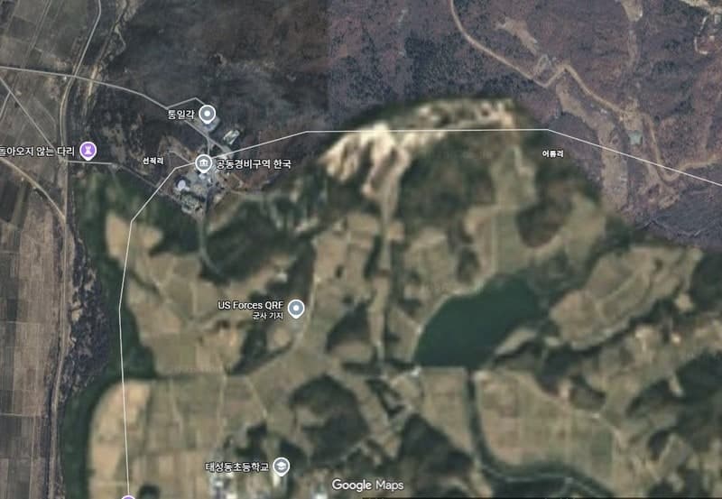 구글 지도, 한국 군사시설 및 DMZ 위성 이미지 모자이크 처리