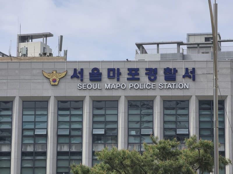 홍대 메이드카페 19곳 집중 단속…'라이브쇼' 불법 영업 2곳 적발