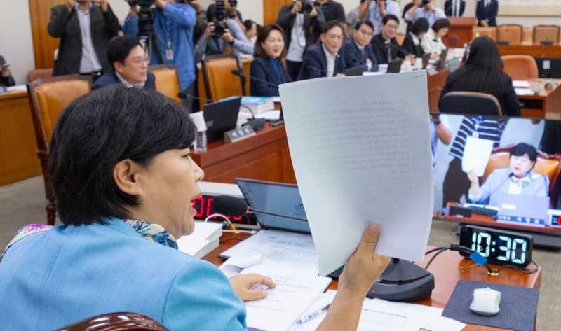 김승원 법무부 장관 후보자 청문회 증인 채택 무산… 여야, 코로나 신약 의혹 정면충돌