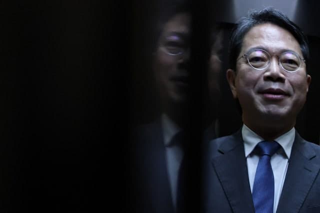 용혜인 사퇴로 '김생용사' 절반 현실화…국민의힘, 김승원 사퇴 십자포화