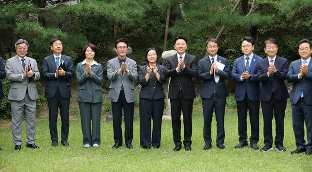 당정청, 공소청 직제 전면 수정하고 추석 민생 예산 1930억 투입