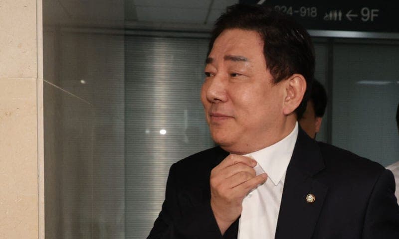 1년 수사한 김병기 의원 구속영장 반려… 검찰 “구속 필요성 부족”