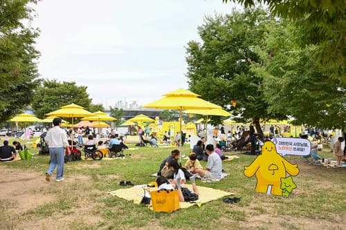 "엄마 아빠 일터 그렸어요"…노란우산 가족사랑 동시·그림대회 성황