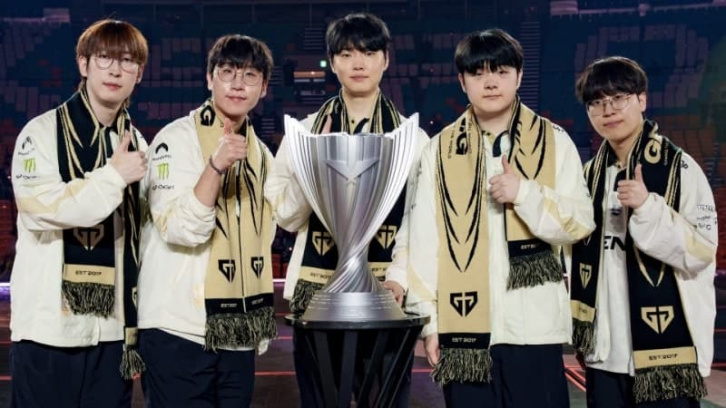젠지, 한화생명 꺾고 LCK 7회 우승…2년 연속 정상 등극