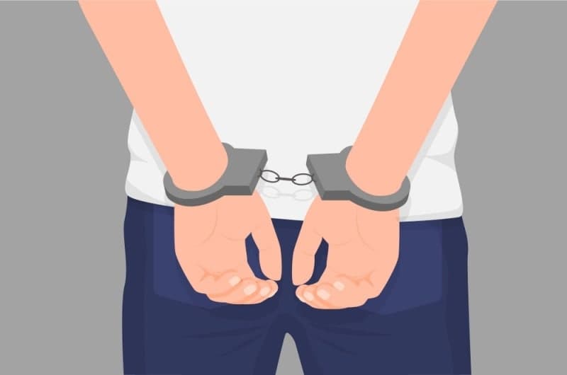 교사 텀블러에 체액 넣은 10대, 경찰 '강제추행' 혐의 적용 검토