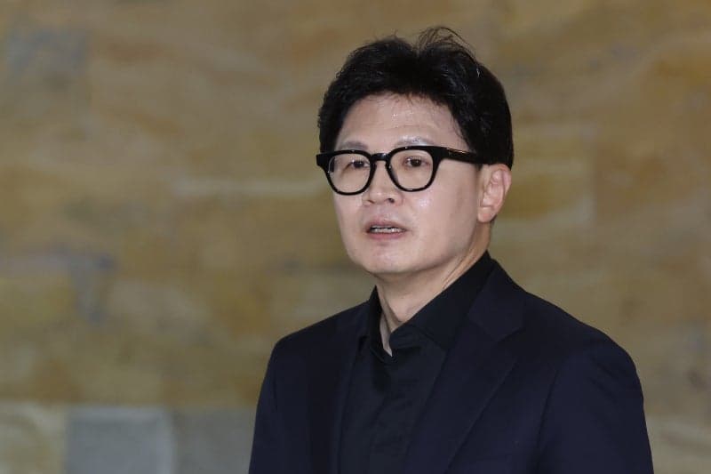 총리실, 한동훈 의원 기자회견서 '일반인' 행세한 직원 업무 배제