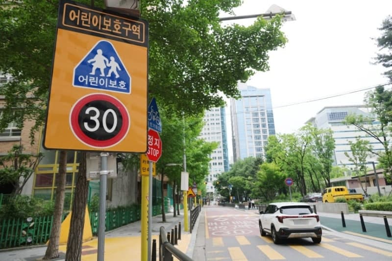 어린이보호구역서 자전거 타던 12세 치어 숨지게 한 70대 버스 기사 집행유예