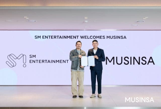 무신사·SM엔터테인먼트 손잡고 K패션과 K팝 시너지 극대화